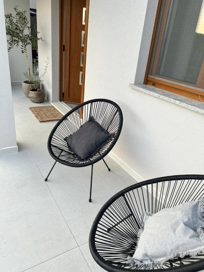 ראבץ V Residence Apartments מראה חיצוני תמונה