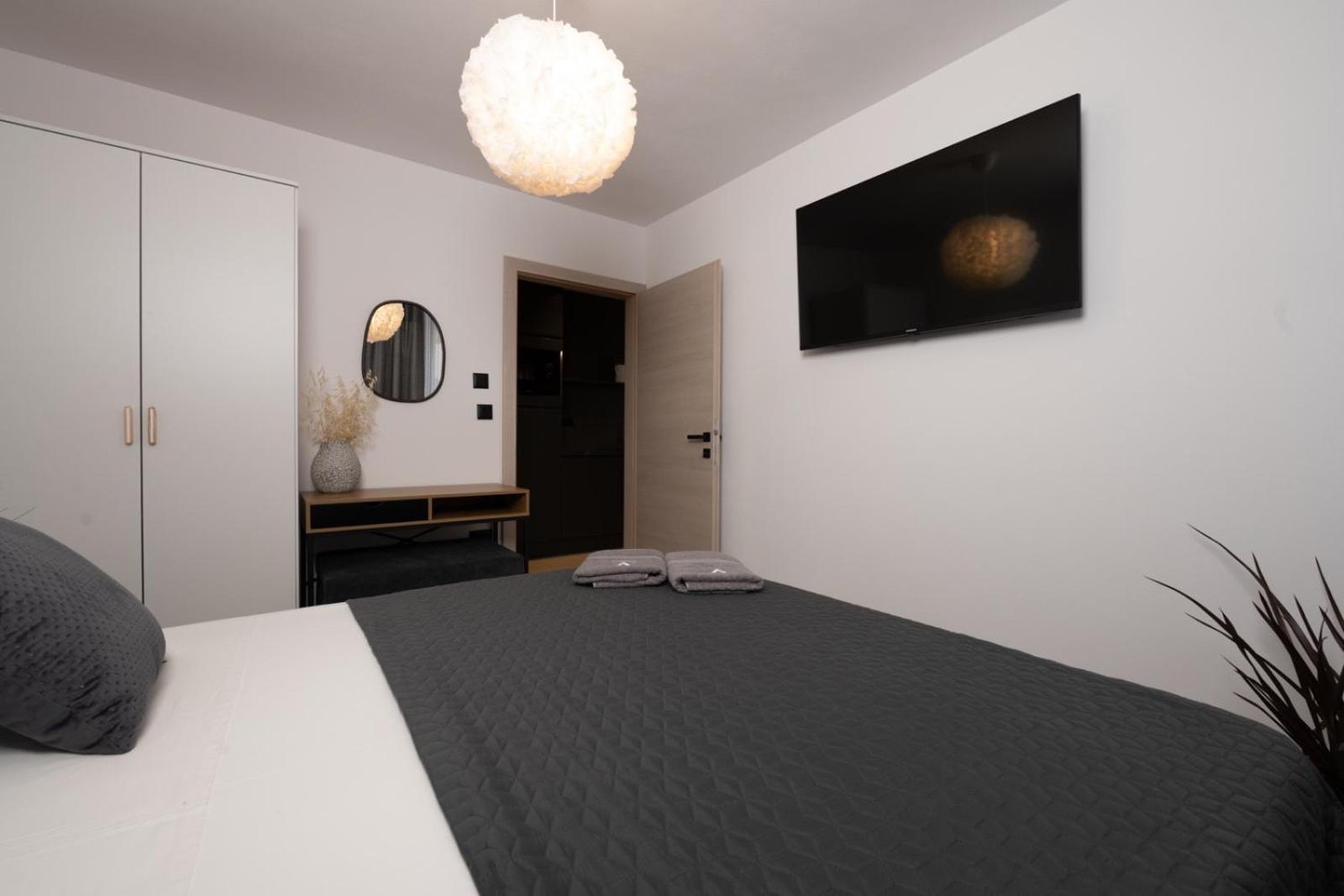 ראבץ V Residence Apartments מראה חיצוני תמונה